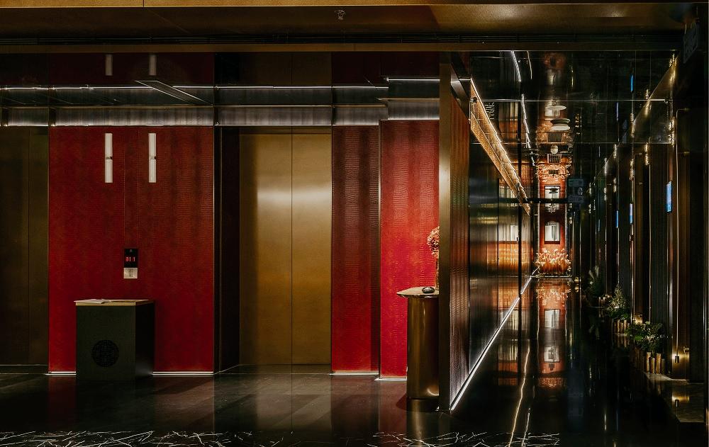 电梯2.jpg